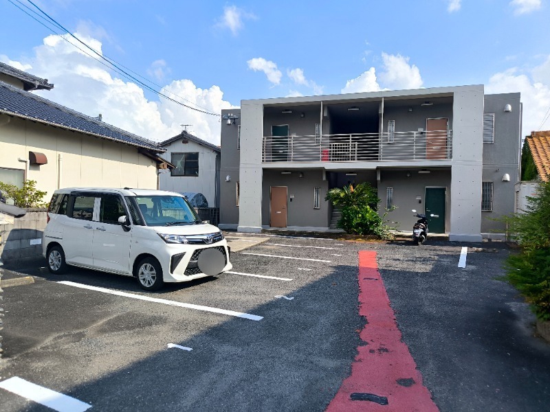 駐車場　駐車場