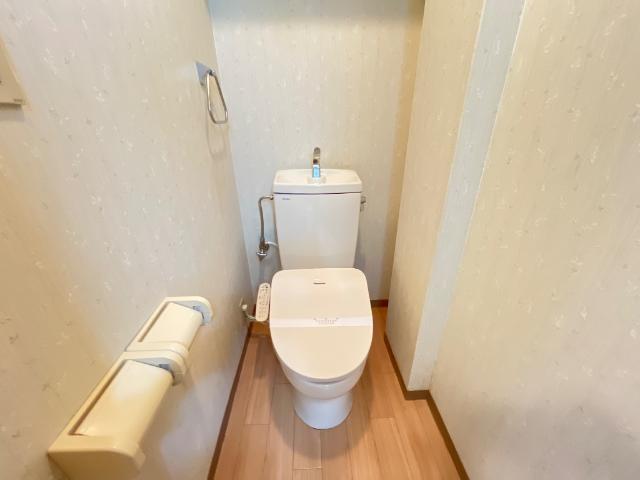 トイレ　トイレ