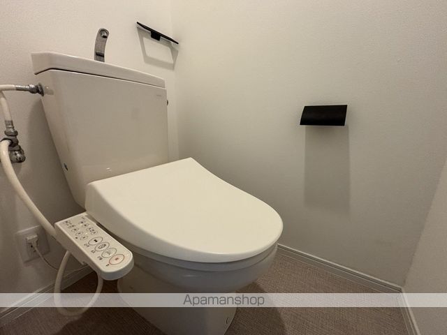 地下鉄中央線 谷町四丁目駅 徒歩5分 15階建 築28年のトイレ写真