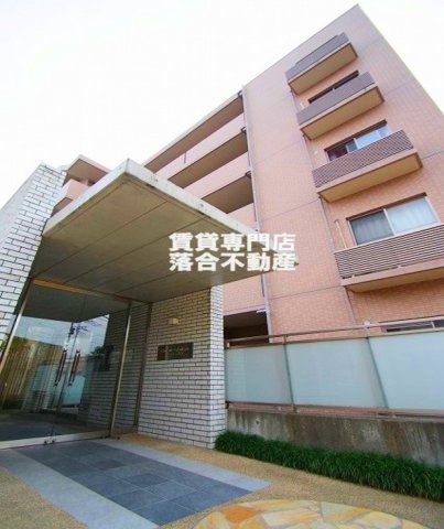 建物外観　しっかりとした建物♪