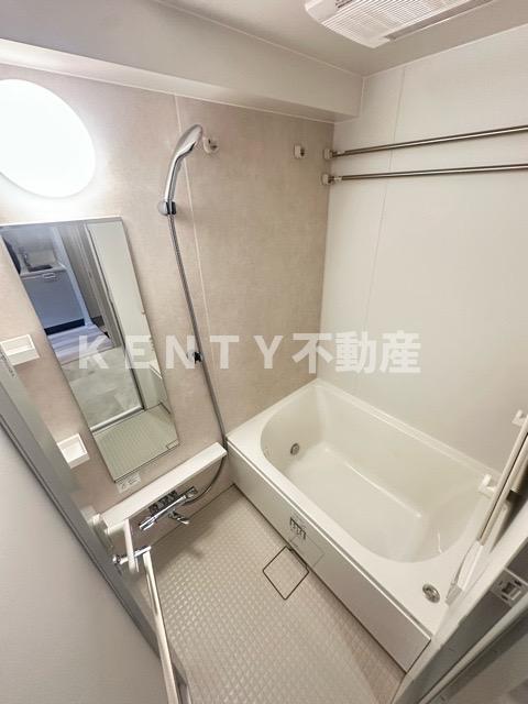 バス・シャワールーム　ゆったり過ごせるお風呂です