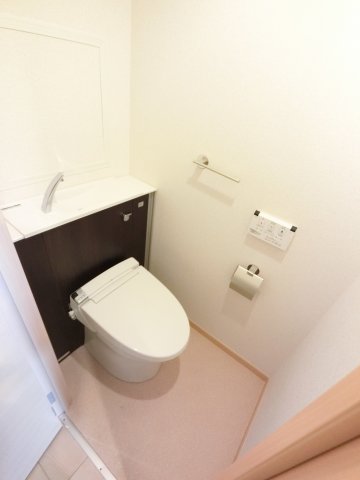 京成本線 公津の杜駅 徒歩7分 5階建 築12年のトイレ写真