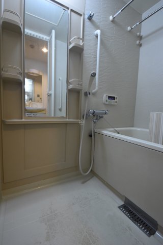 ピュアライズ京橋の風呂写真