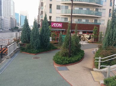 スーパー　イオン芝浦店（スーパー）まで814m