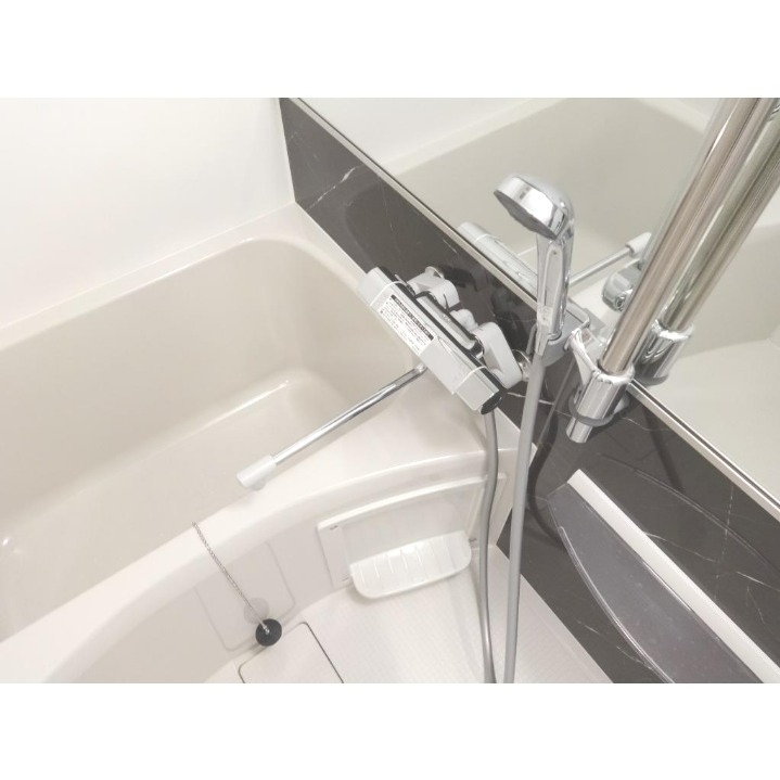 バス・シャワールーム　一日のお疲れお取りください。