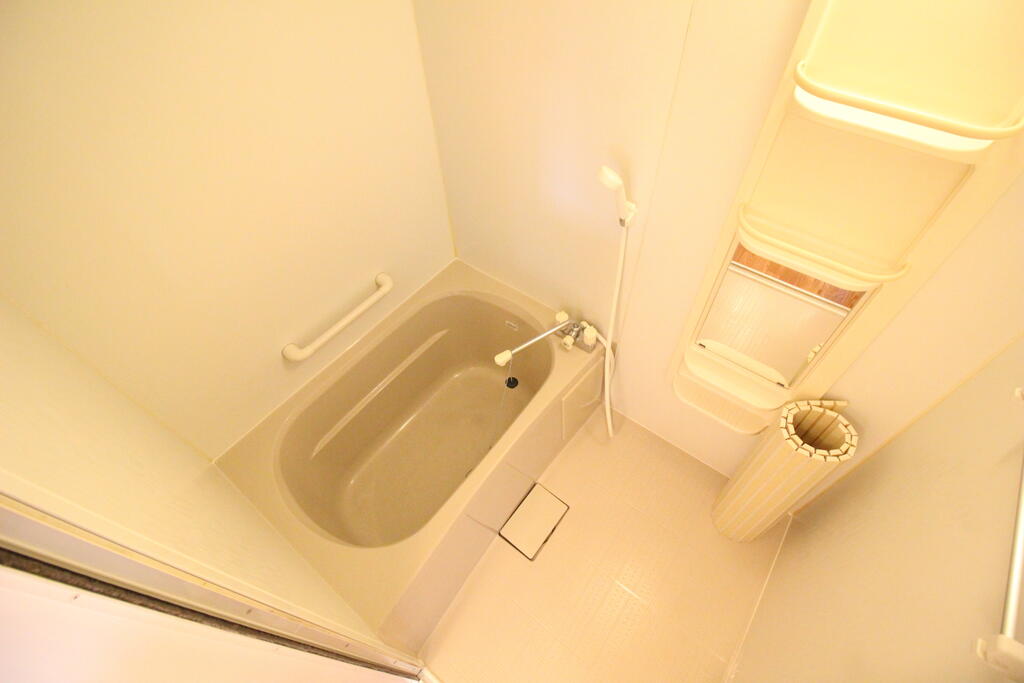 バス・シャワールーム　浴室です♪