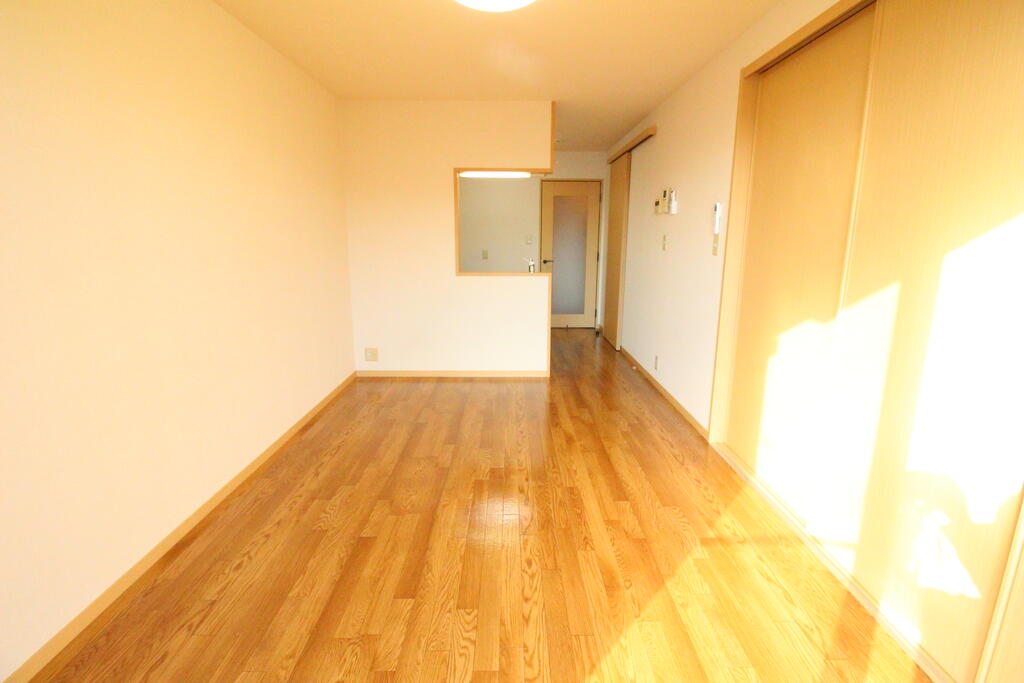 居室・リビング　LDKです♪