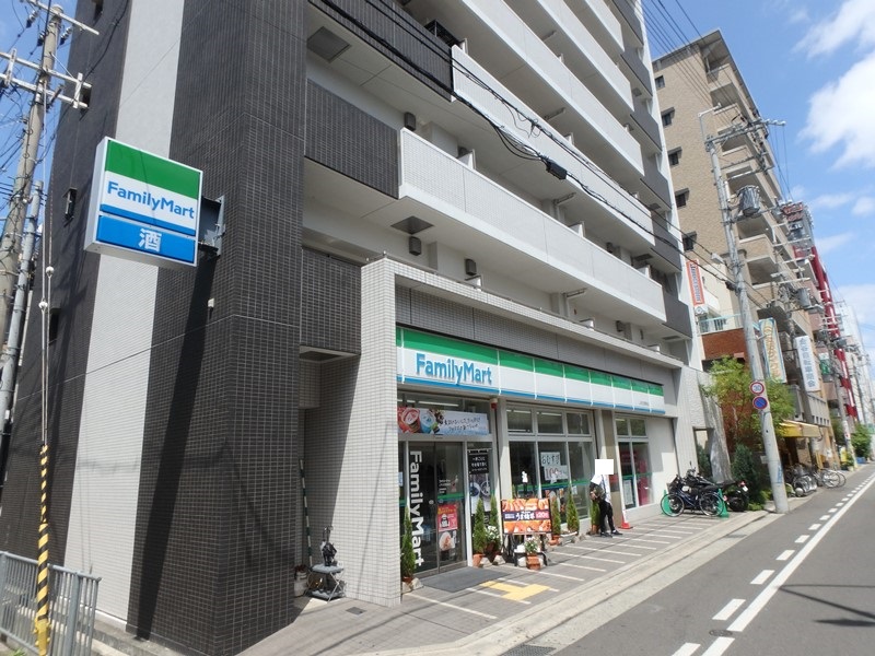 コンビニ　ファミリーマートJR立花駅南店（コンビニ）まで560m