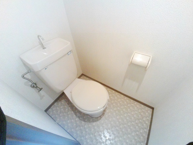 トイレ　参考写真（同物件他号室）