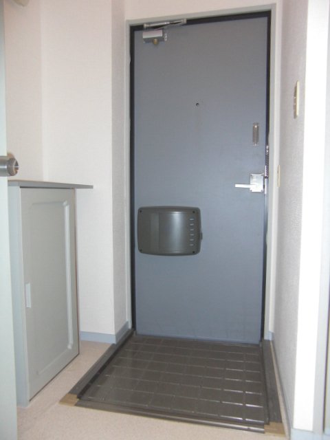 玄関　下駄箱付