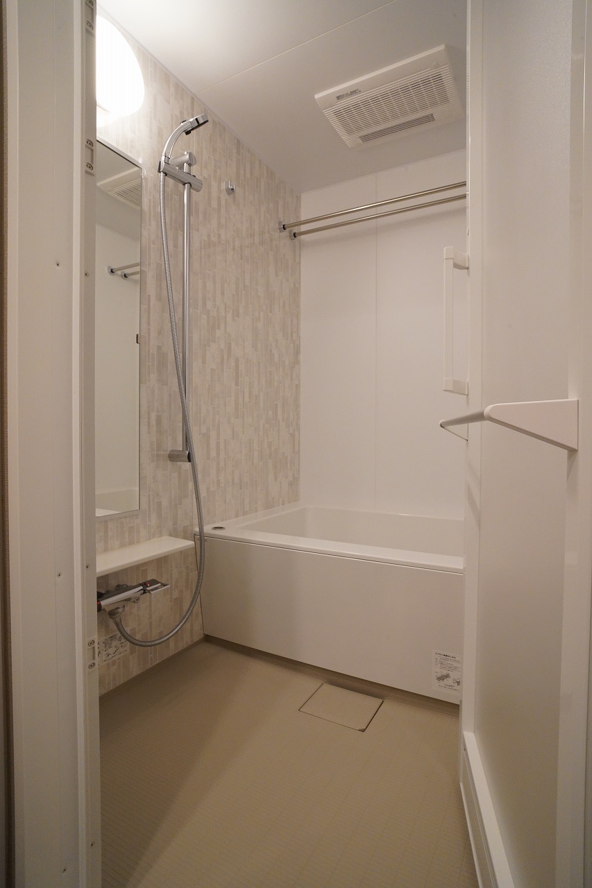 バス・シャワールーム　バス※別部屋参考写真