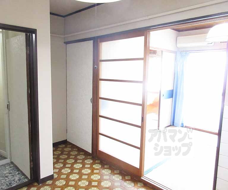 居室・リビング　４．５帖のＤＫ。