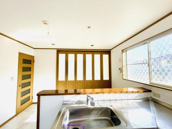 東武野田線 馬込沢駅 徒歩13分 2階建 築33年のキッチン写真