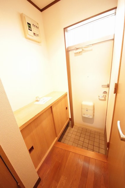 玄関　※前回募集時の写真です（現況優先）