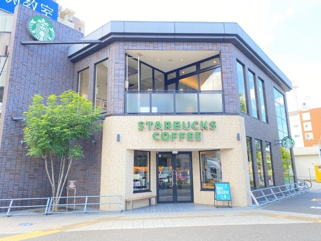 飲食店　スターバックスコーヒー（飲食店）まで70m