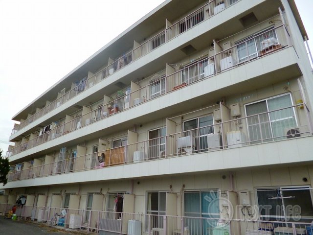 立川市高松町のマンションの建物外観