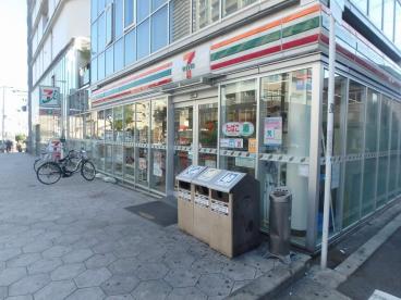 コンビニ　セブンイレブン 大阪細工谷1丁目店（コンビニ）まで46m