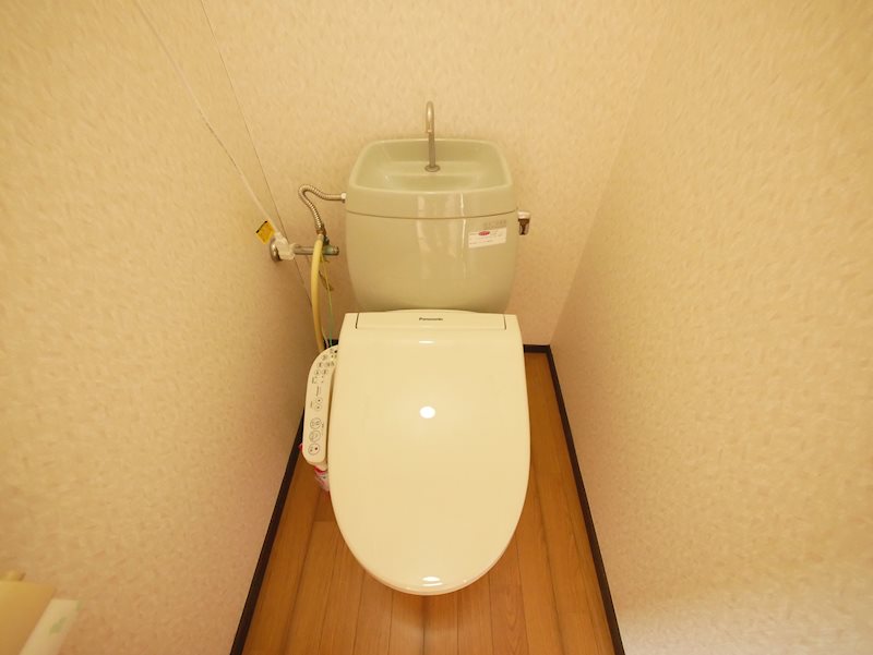 【たなべハイツ　Ａ棟のトイレ】