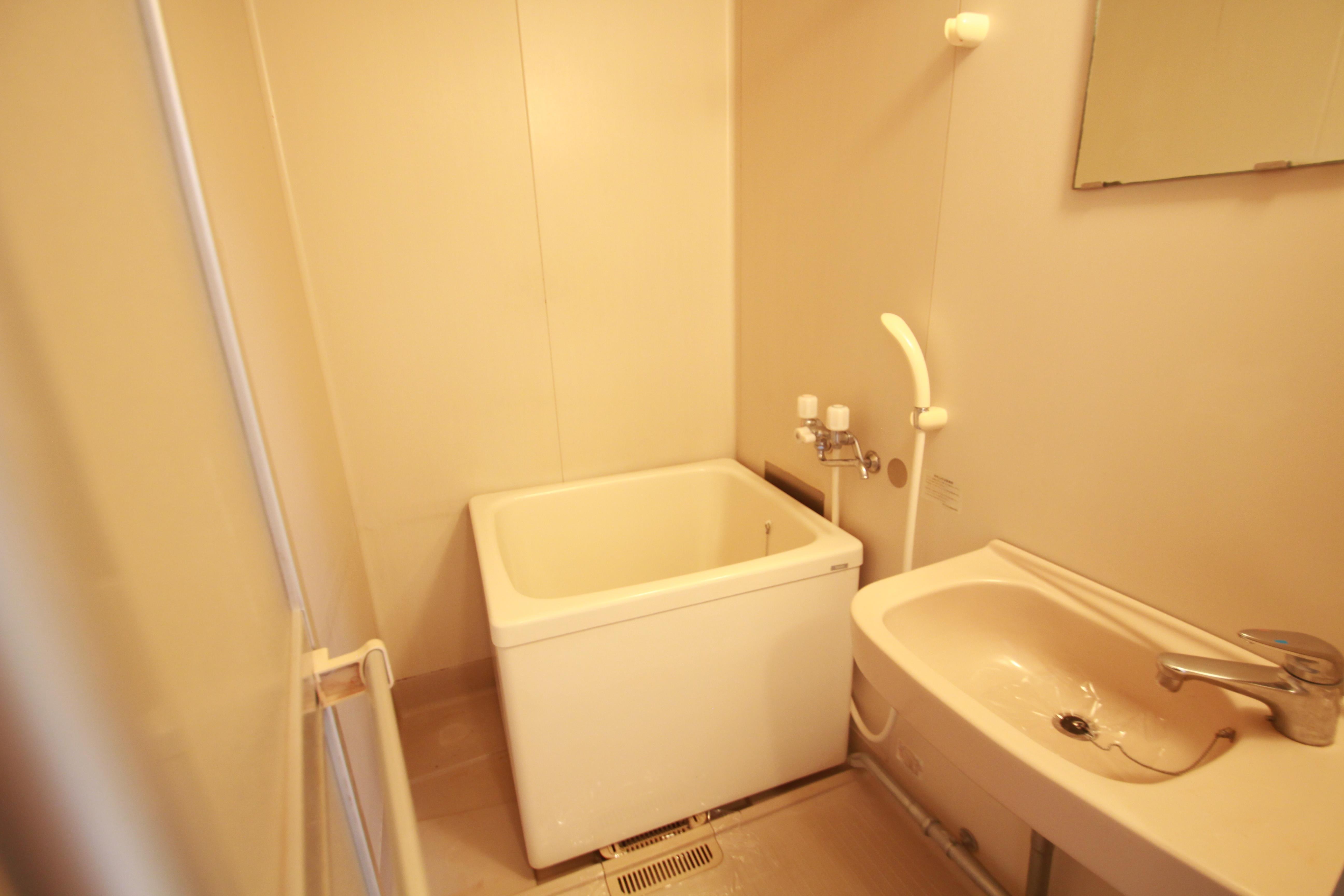 バス・シャワールーム　浴室です。