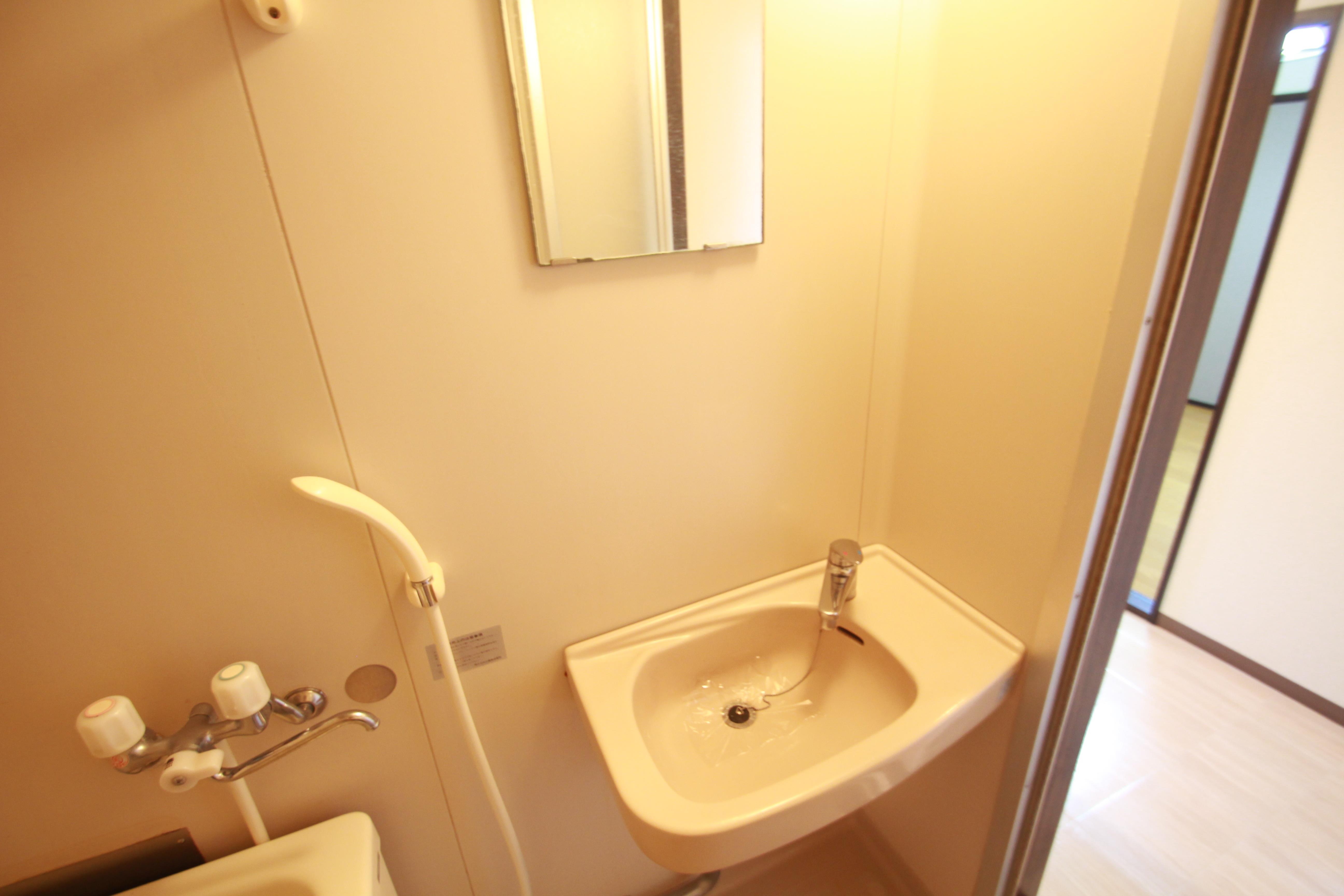 洗面設備　洗面台です。