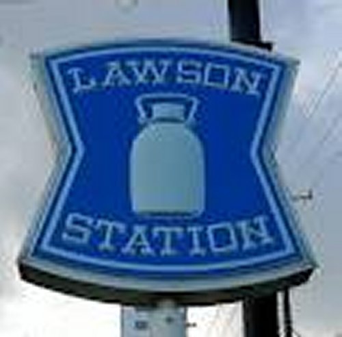 コンビニ　ローソン　博労町三町目店（コンビニ）まで165m