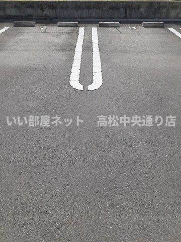 エスポワールＡの駐車場