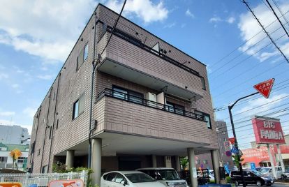 【エスポワール綾瀬の建物外観】