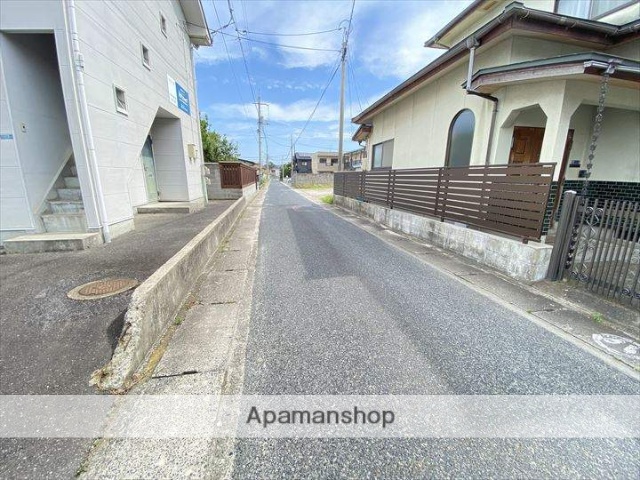 その他　前面道路（その他）まで0m