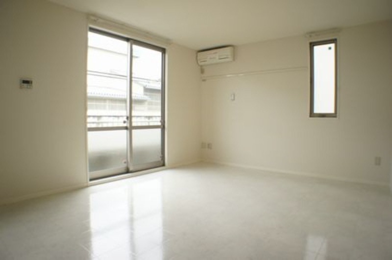 居室・リビング　図面と現状に相違がある場合には現状を優先