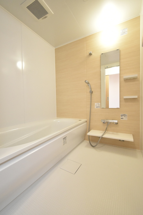 バス・シャワールーム　１坪風呂