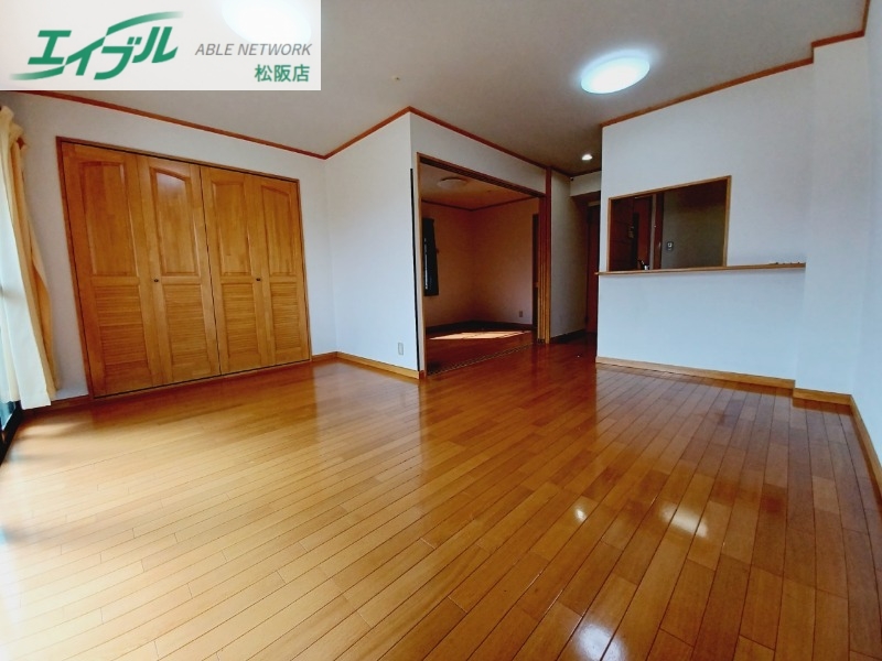 居室・リビング　同型別室のお写真です。