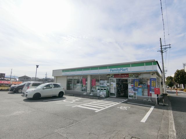 コンビニ　ファミリーマート堺平井店（コンビニ）まで510m