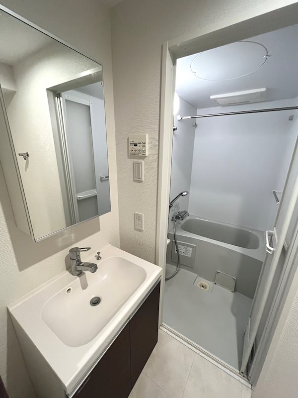 バス・シャワールーム　日々の疲れを癒すお風呂付です