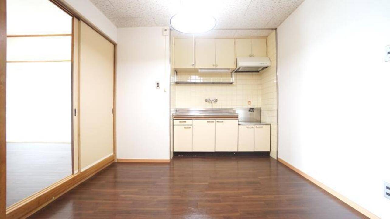 居室・リビング　リビング