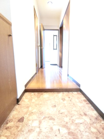 玄関　詳細は、RISUMO江坂本店→06-6155-7137まで♪