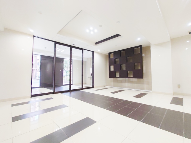 ロビー　エントランス～ロビー・オートロック・宅配ＢＯＸ付