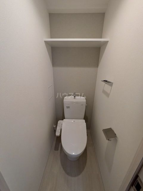 MAXIV CROS 江坂のトイレ写真