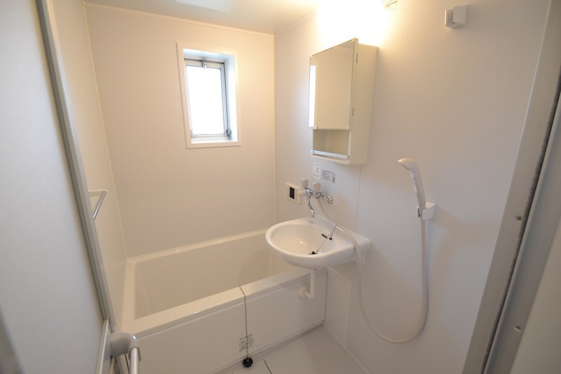 洗面設備　鏡付き洗面台♪