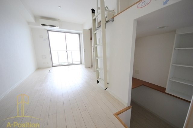 居室・リビング　ARROW FIELDS貮番館