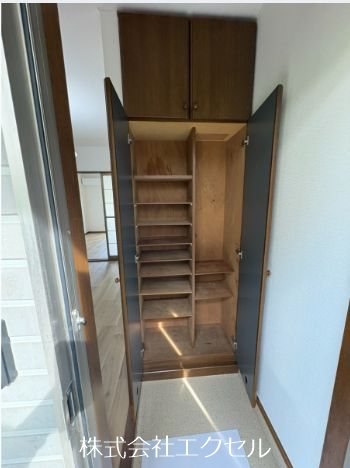 玄関　トールサイズのシューズボックス完備してます。
