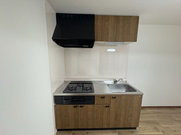 キッチン　3口コンロ、システムキッチンです。