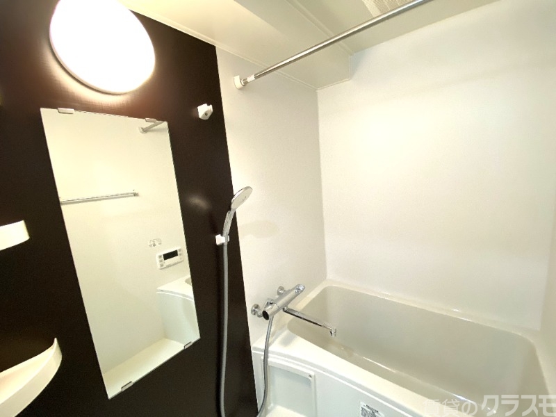 バス・シャワールーム　一日のお疲れをお取りください。