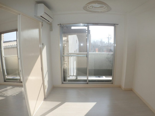 居室・リビング　反転タイプあり※現況優先