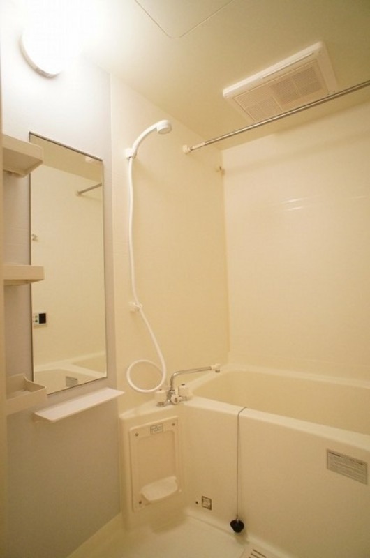 バス・シャワールーム　図面と現状に相違がある場合には現状を優先