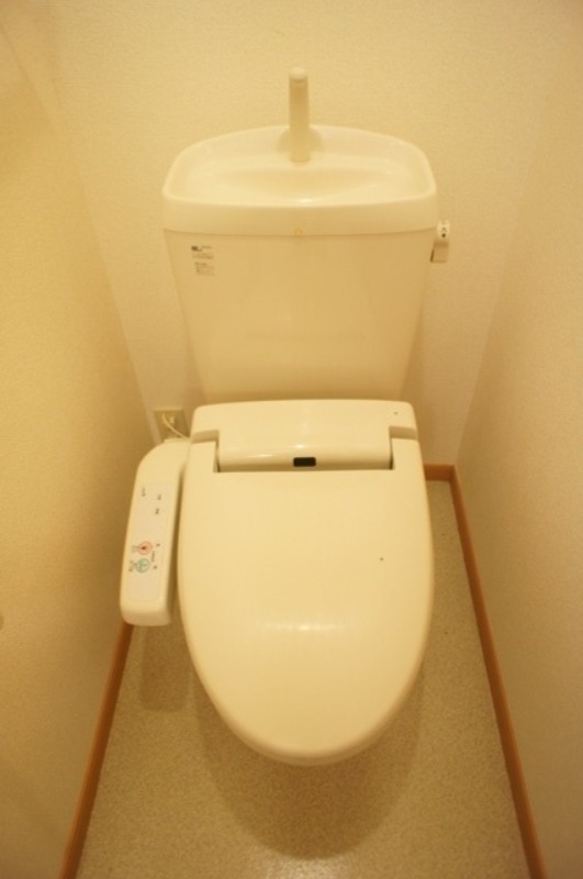 トイレ　図面と現状に相違がある場合には現状を優先