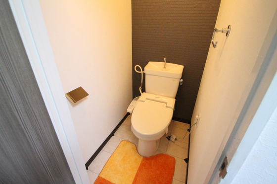 トイレ　※他号室の写真です