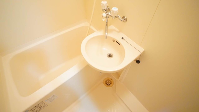 バス・シャワールーム　ご内見可能です！お問い合わせお待ちしております！