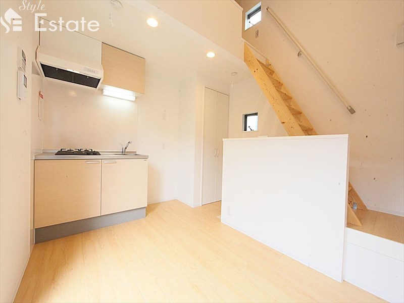 居室・リビング　内装