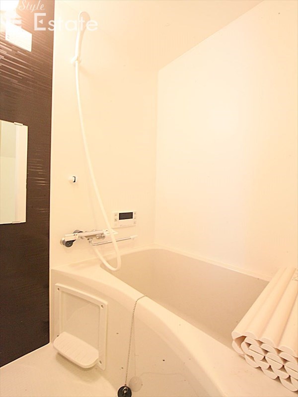 バス・シャワールーム　バスルーム