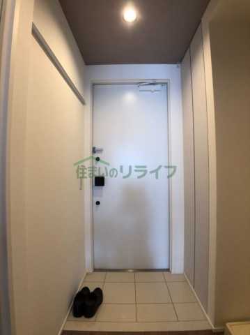 玄関　プライムメゾン大塚